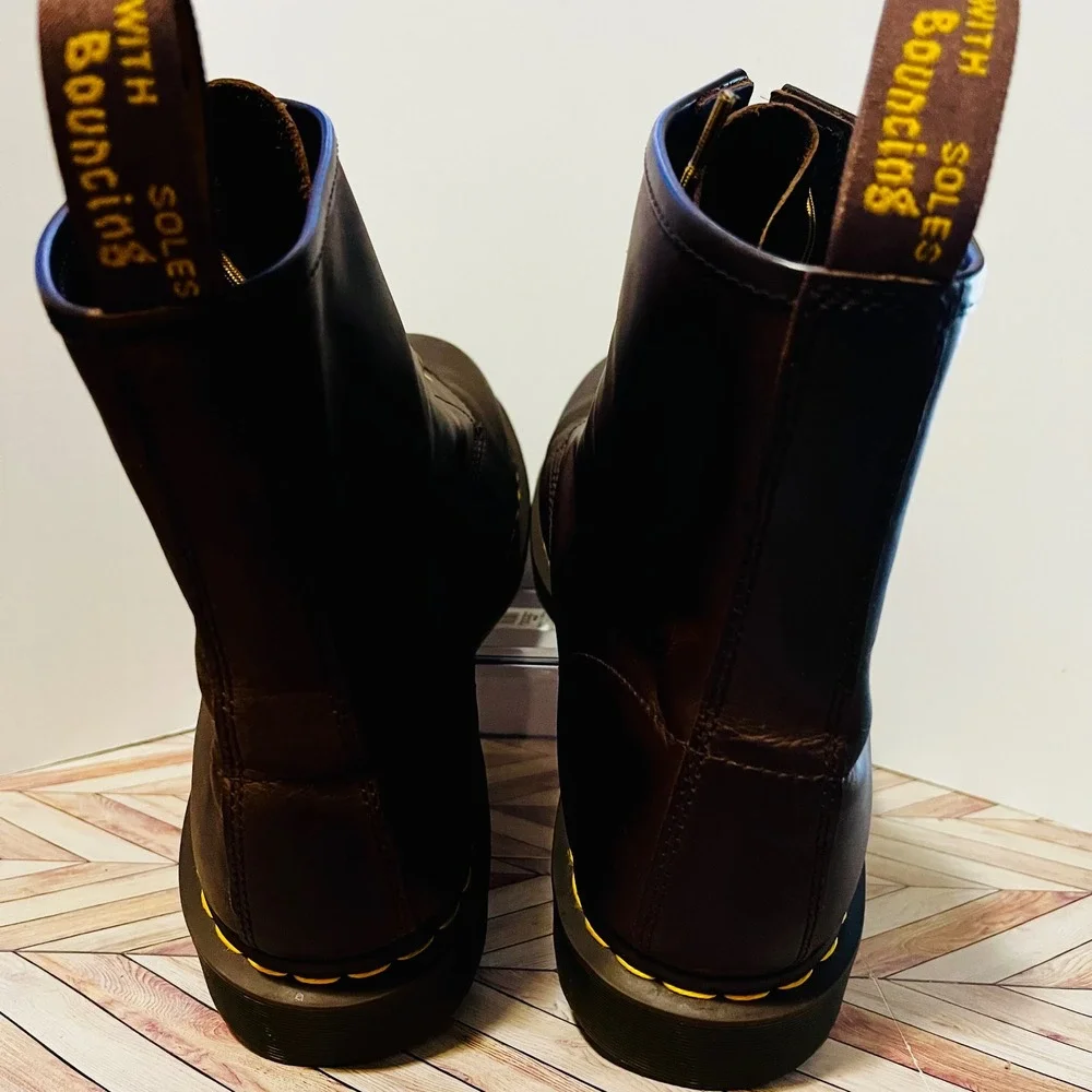 Dr Martens 1460 Crazy Horse Leather Lace Up Boots Mens 13 Brown 8-Eye 11822203